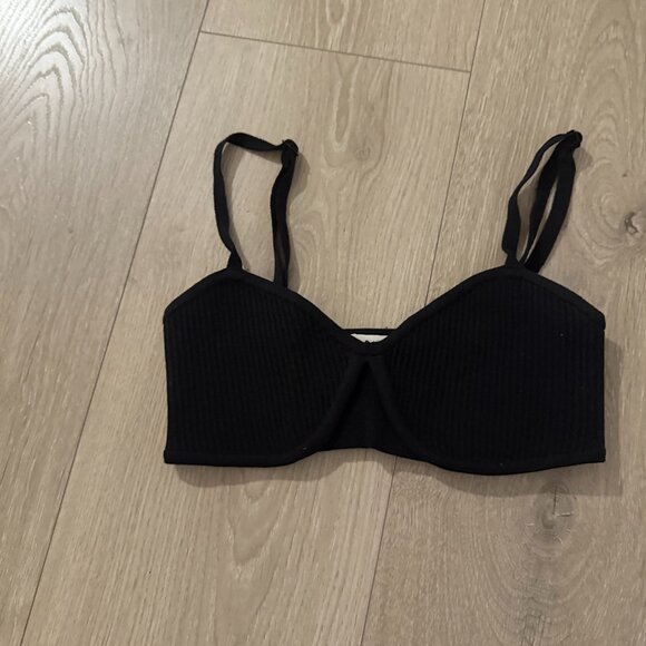 Aritzia Babaton Bra Top - Picture 1 of 1